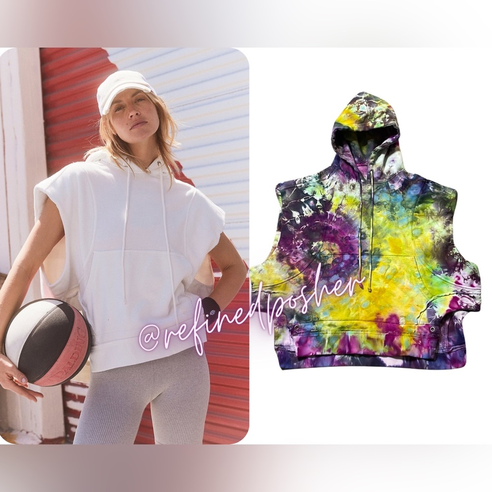 Free People Movement In Motion Muscle Hoodie Sweatshirt size Medium NEW Tie Dye